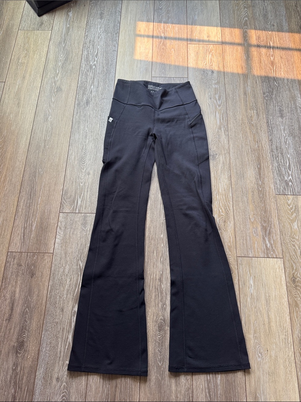 Fabletics Black High-Waist Flare Leggings/scrub pants